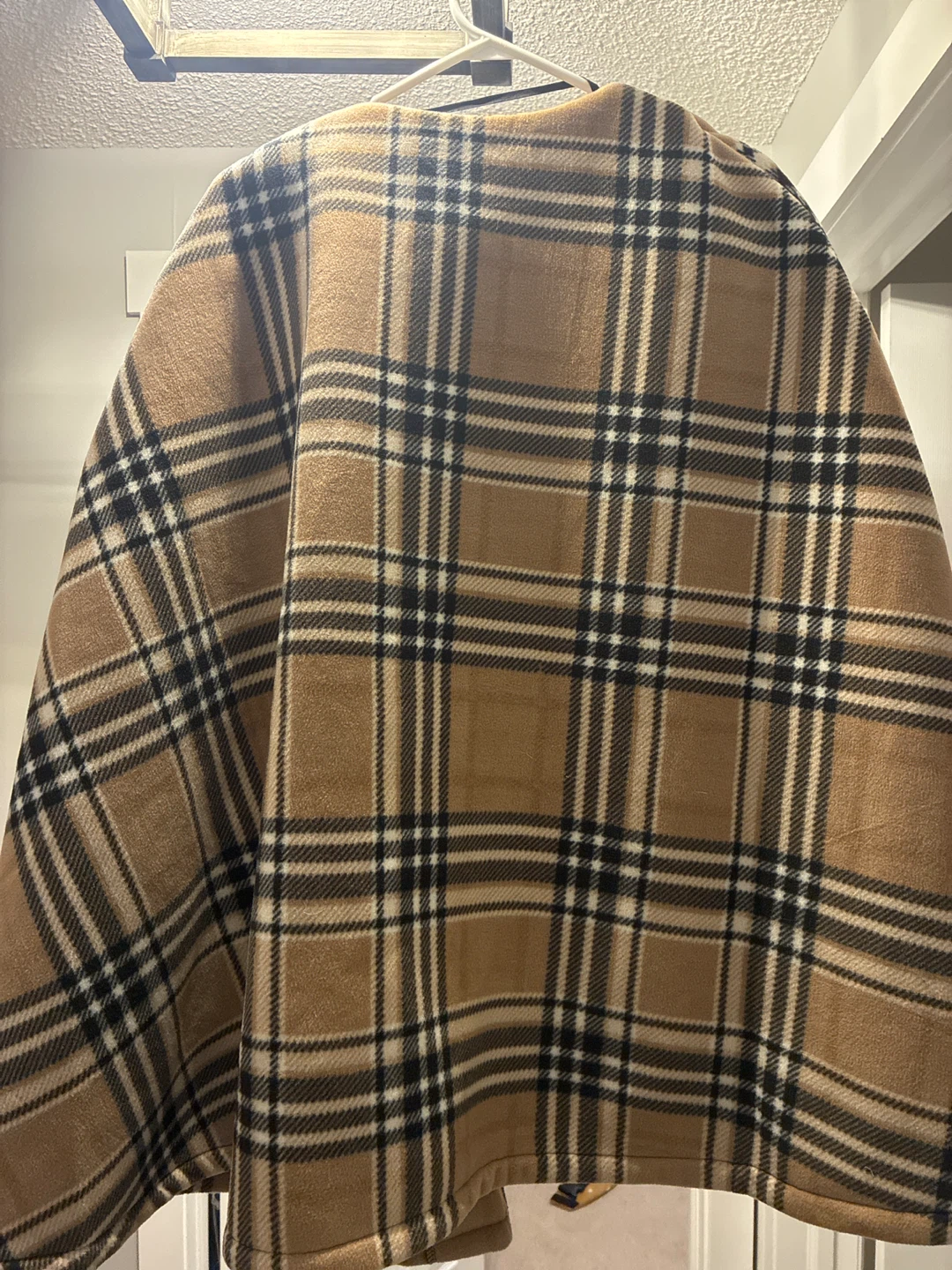 Marina Luna Plaid Fleece Cape L/XL