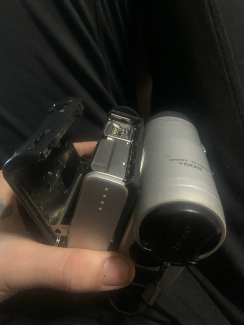 Video Camera - photo 4