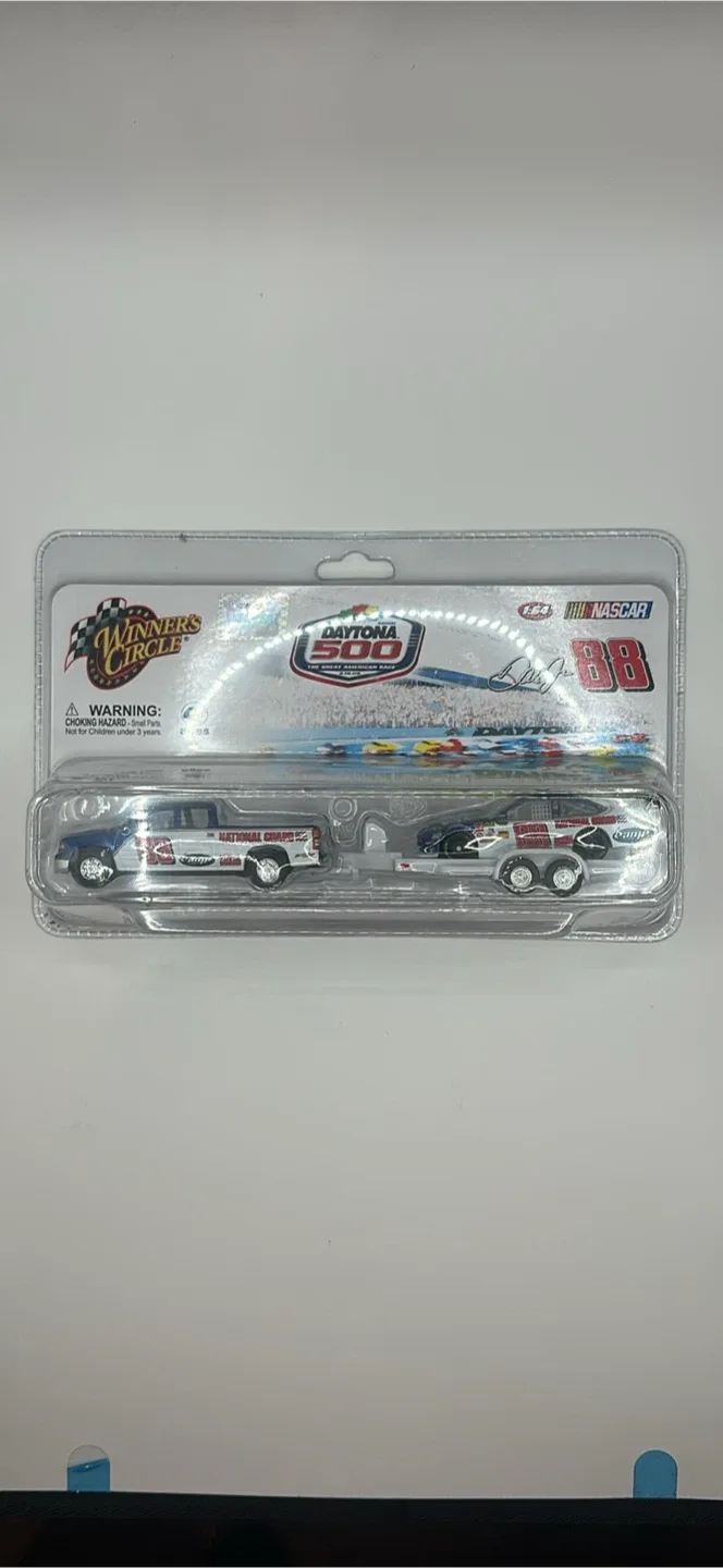Winner's Circle 1:64 Daytona 500 Dale Jr. #88 Diecast