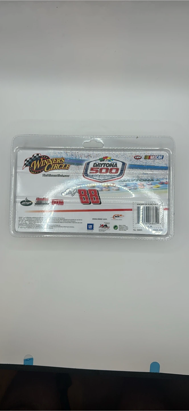 Winner's Circle 1:64 Daytona 500 Dale Jr. #88 Diecast - photo 2