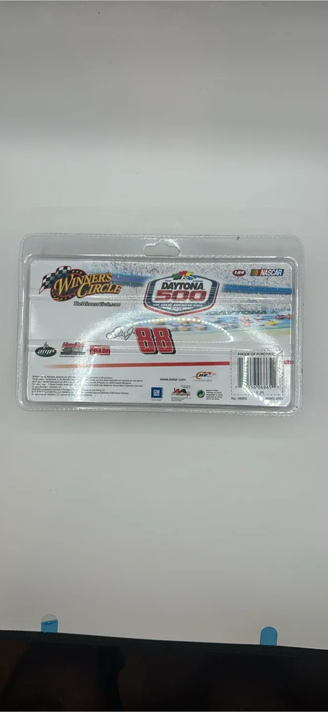 Winner's Circle 1:64 Daytona 500 Dale Jr. #88 Diecast - photo 2