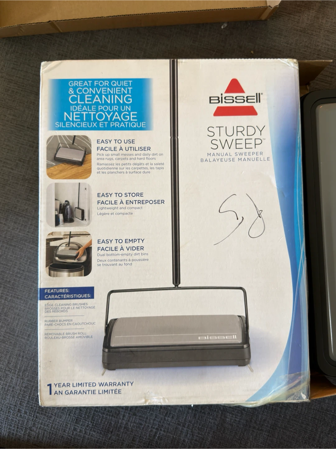 Bissell Sturdy Sweep Manual Sweeper