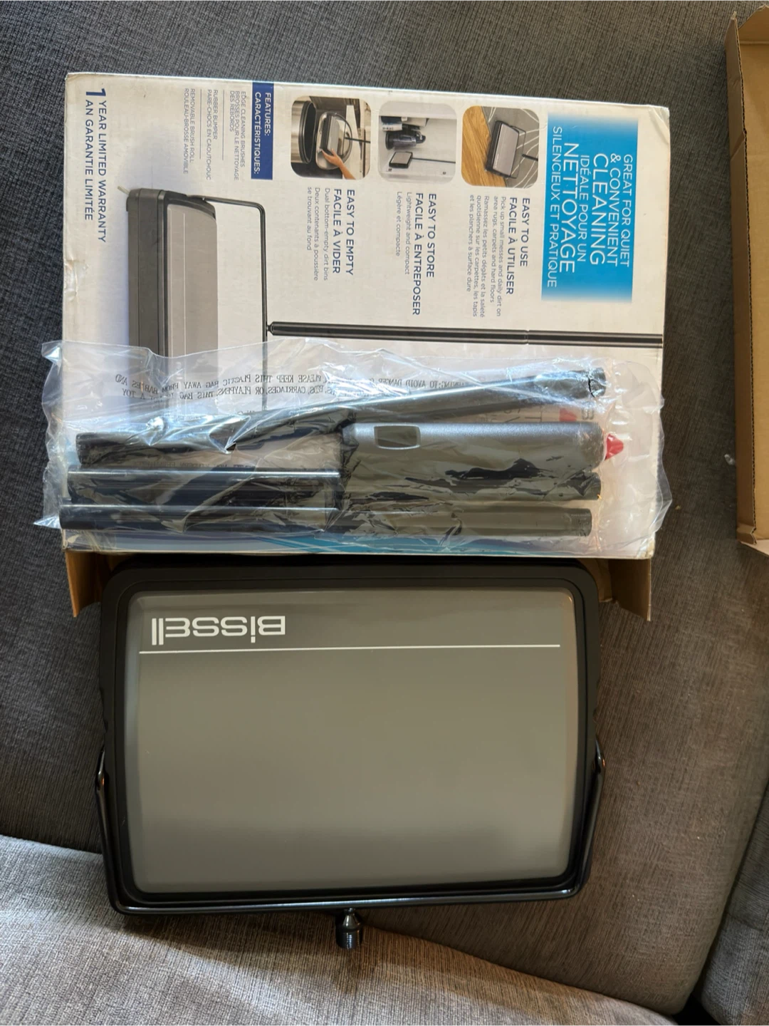 Bissell Sturdy Sweep Manual Sweeper - photo 2