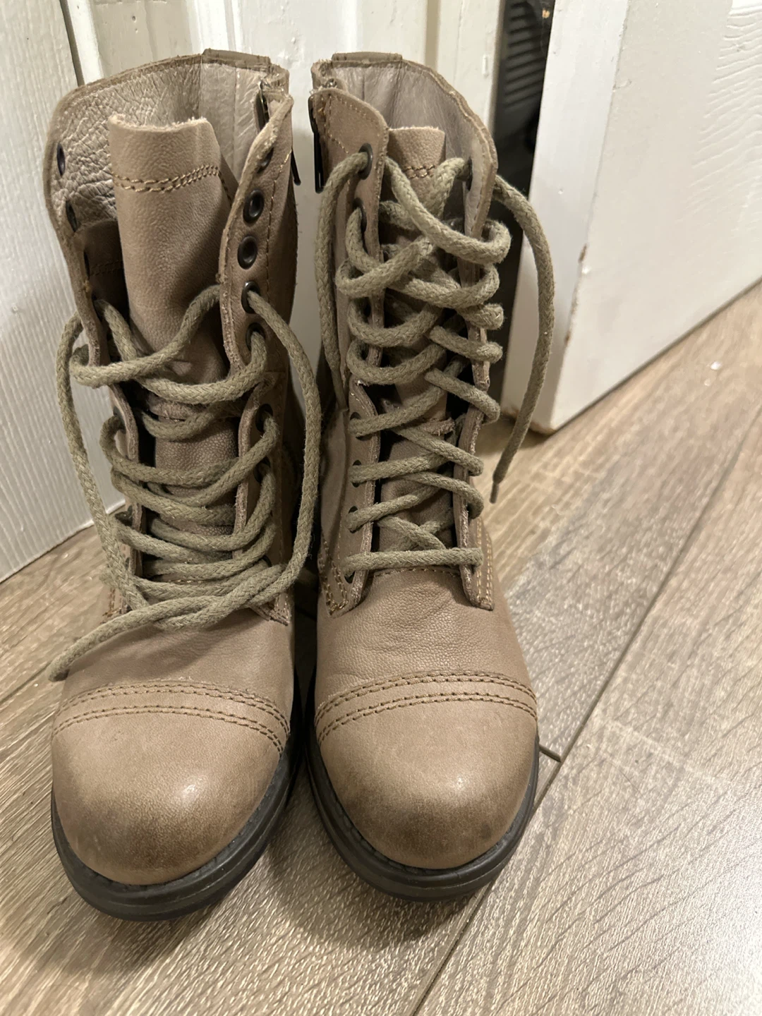 Women's Lace-Up Combat Boots