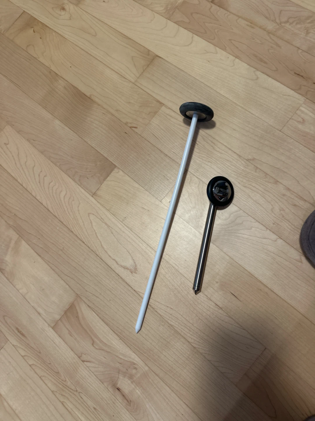 Reflex hammers for doctors or nurses