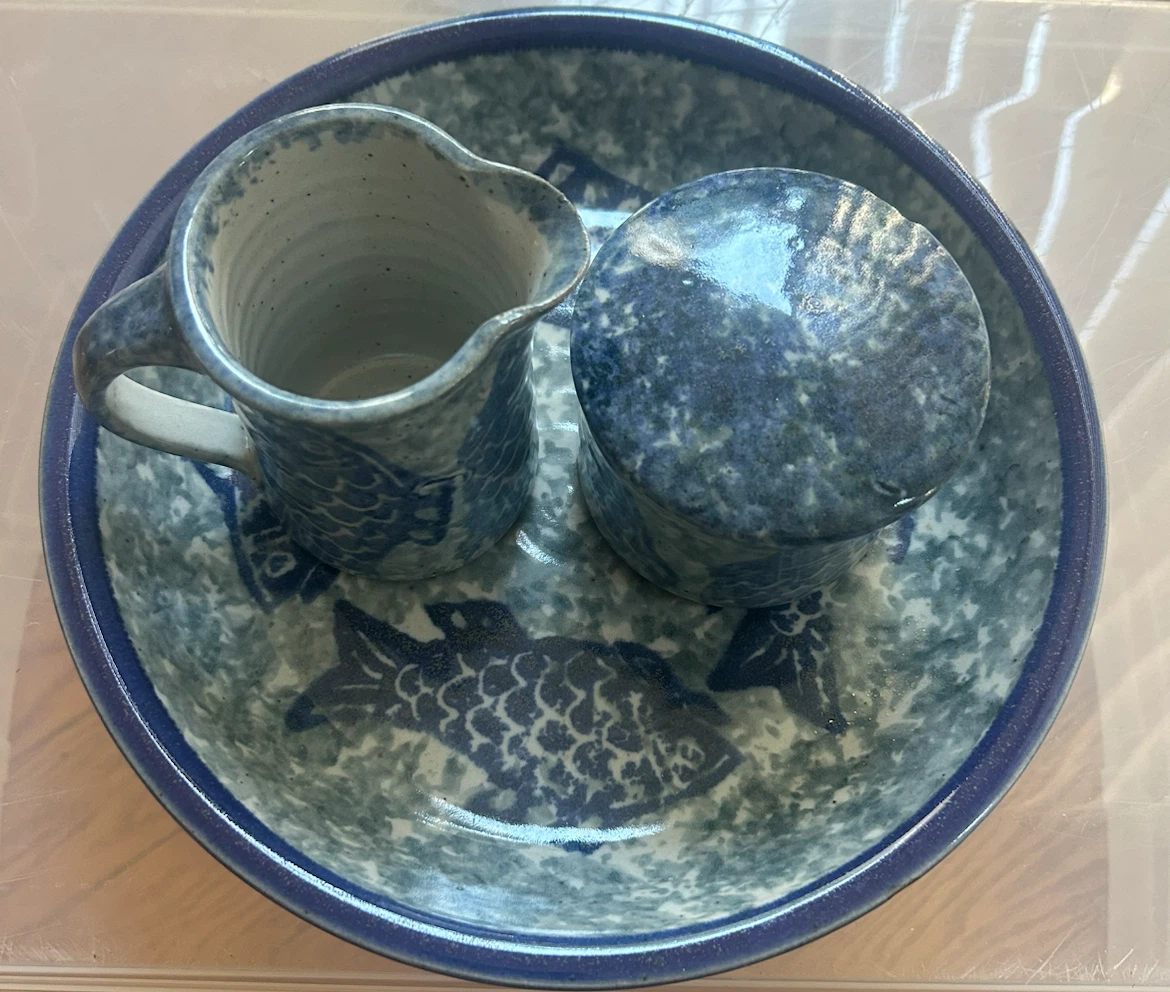 Handcrafted Stoneware Serving Set with Fish Design - photo 4