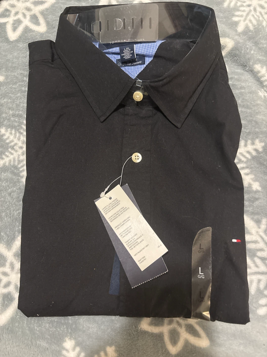 Tommy Hilfiger Men's Black Long Sleeve Button-Up Shirt