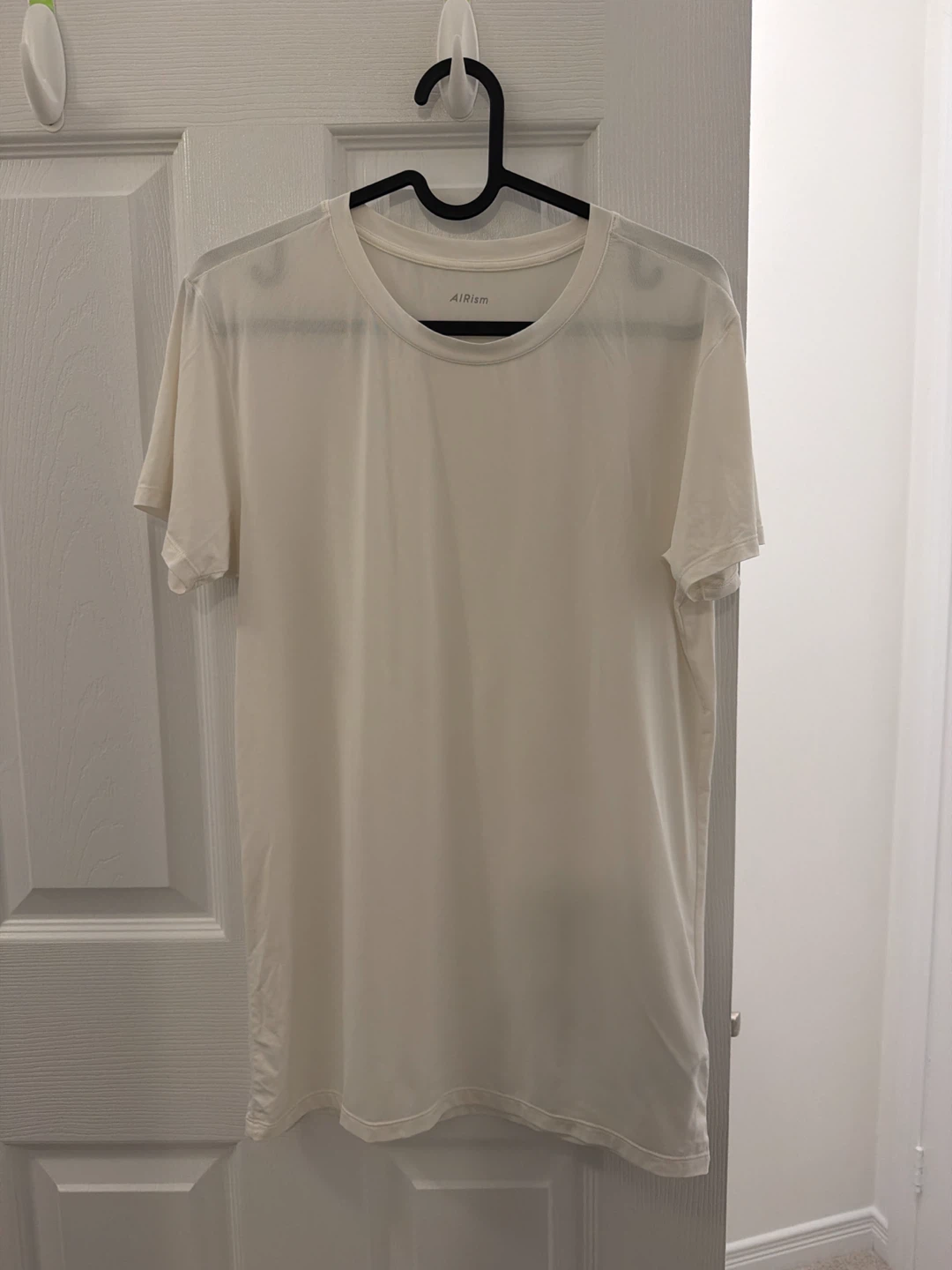 Uniqlo AIRism Crew Neck Short Sleeve T-Shirt - White - photo 2