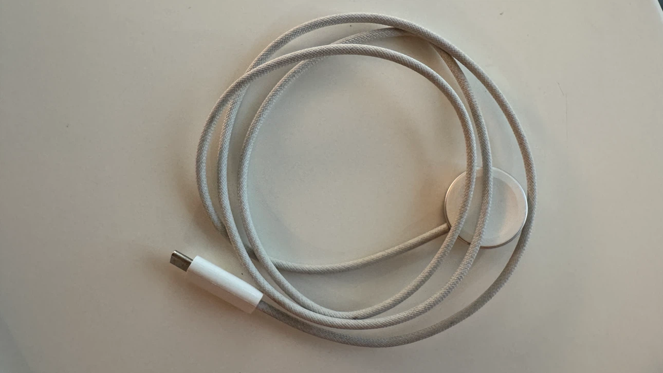 Apple Watch Series 9 45mm with accessories - photo 3