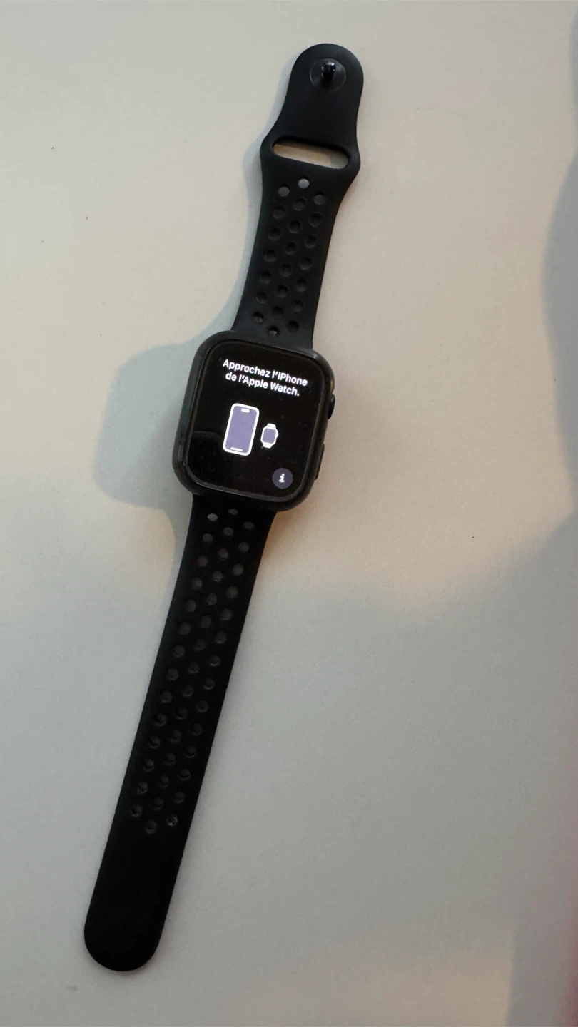 Apple Watch Series 9 45mm with accessories - photo 5