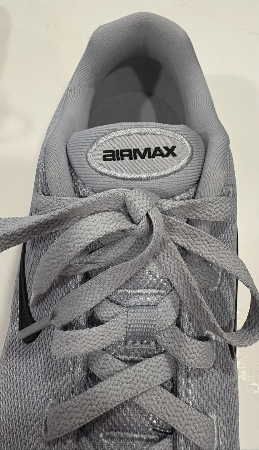 Men’s 9.5 Nike Air Max Bia Sneakersd - photo 5