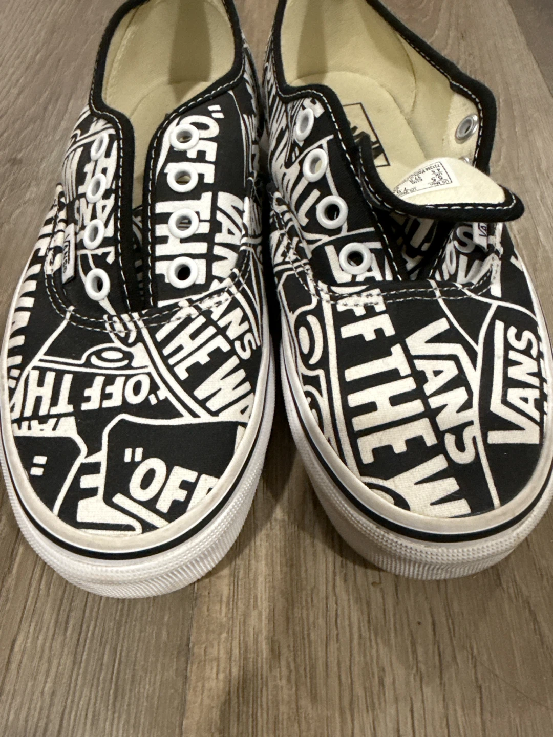 Vans "Off The Wall" Low Top Sneakers - photo 2