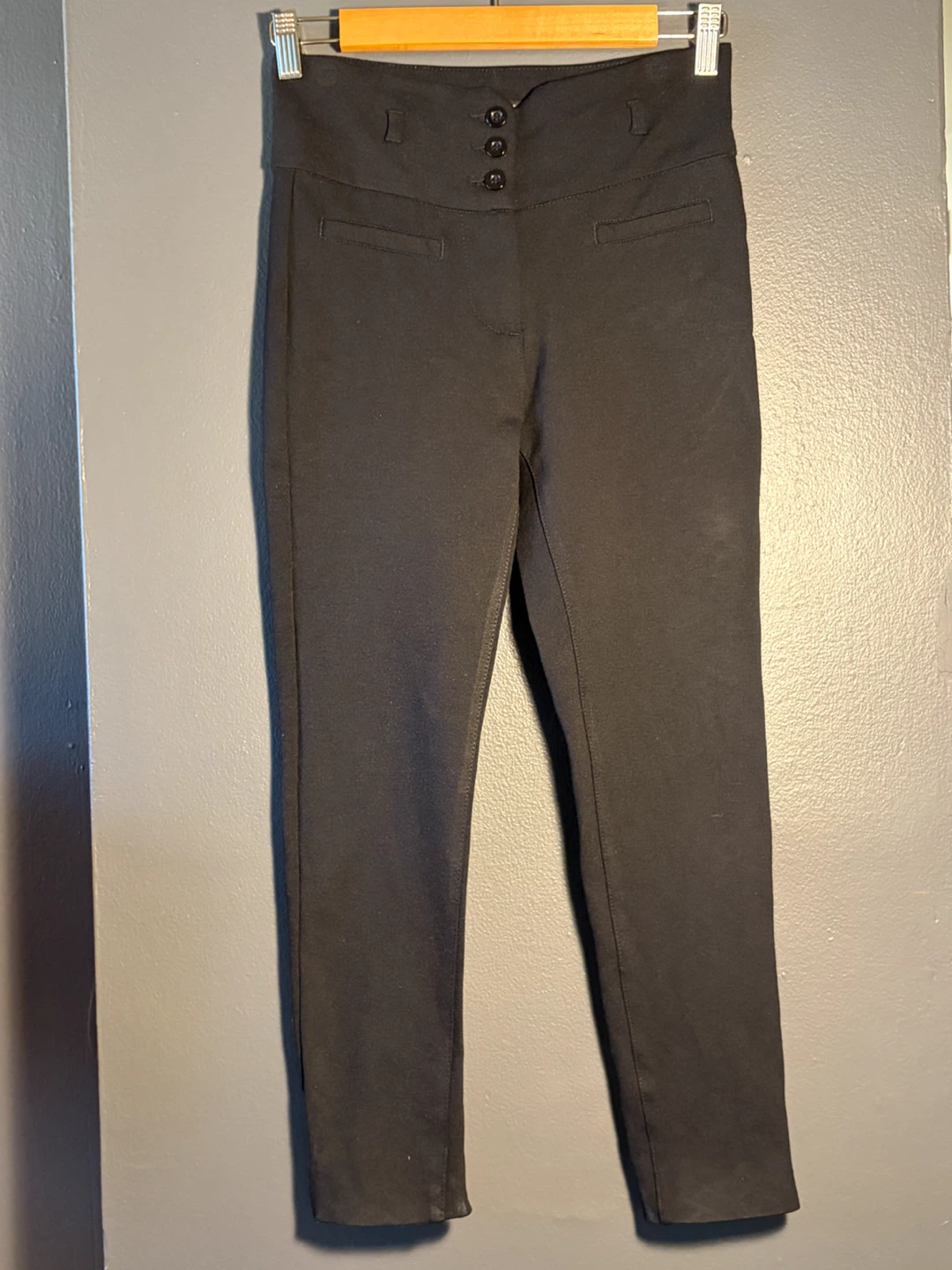 ACTIVE Black High-Waisted 3 Button-Front Pants