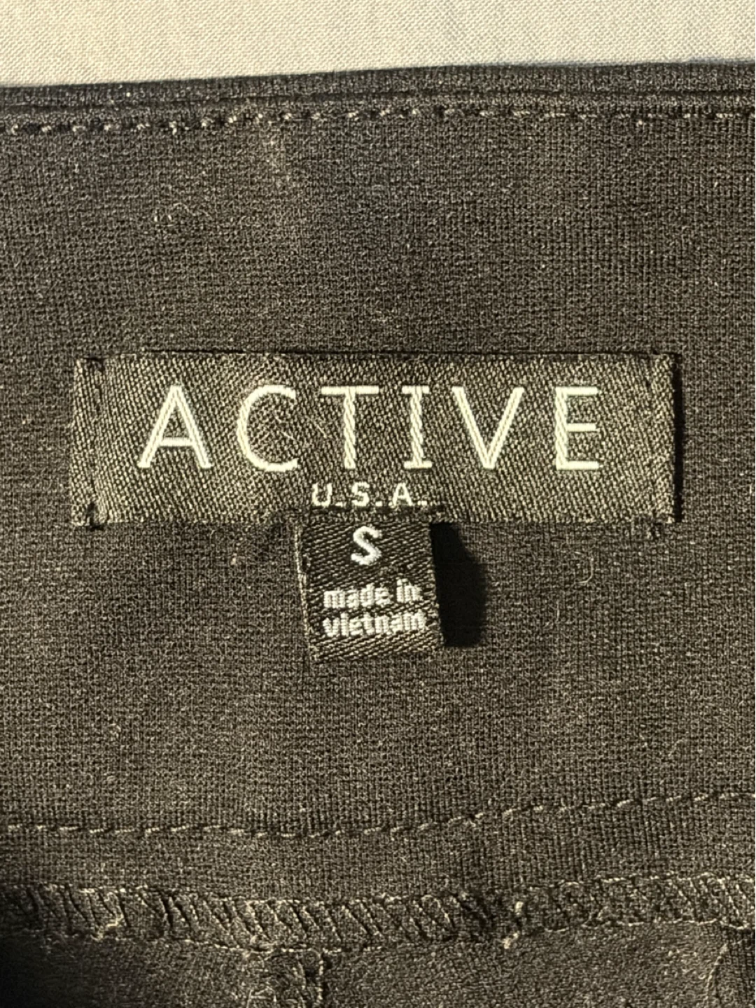 ACTIVE Black High-Waisted 3 Button-Front Pants - photo 4