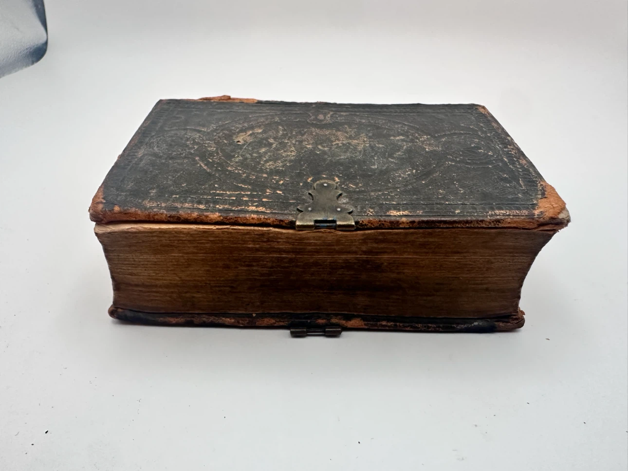 Antique Holy Bible 1862 - photo 4