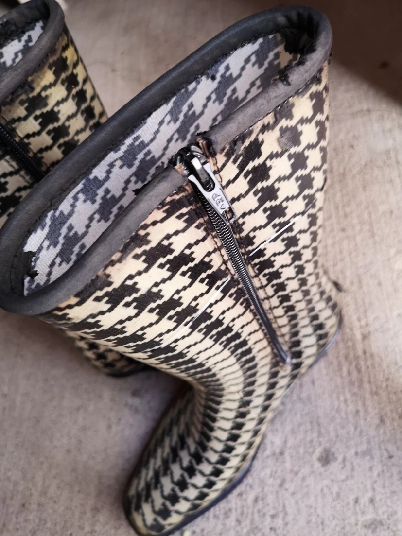 Houndstooth Rain Boots - photo 2