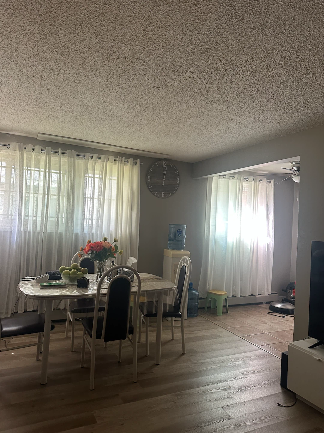 Rent house basement - photo 2