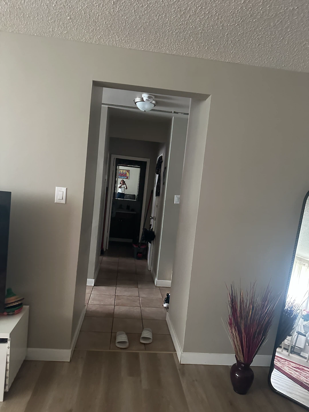 Rent house basement - photo 3