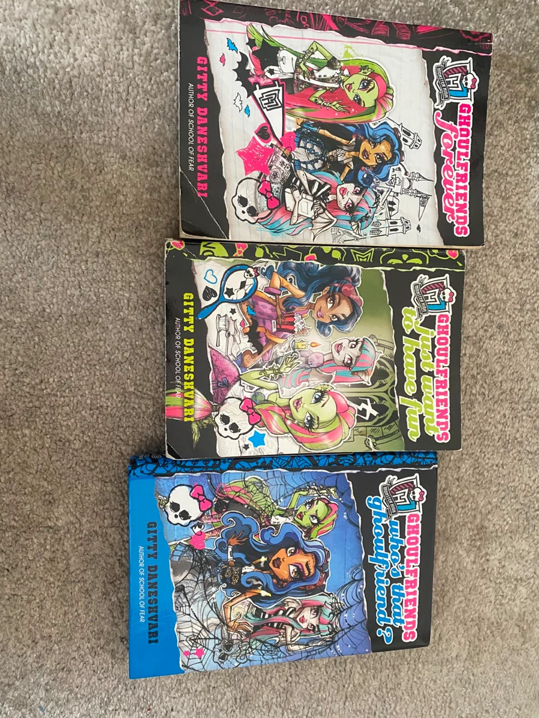 Monster High Ghoulfriends Book Set