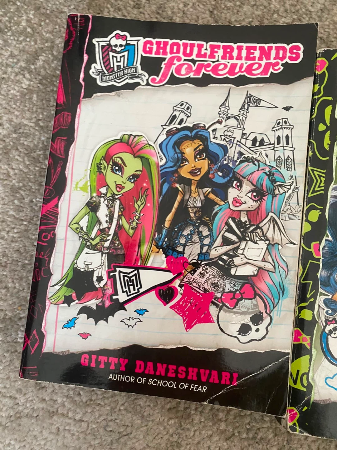 Monster High Ghoulfriends Book Set - photo 2