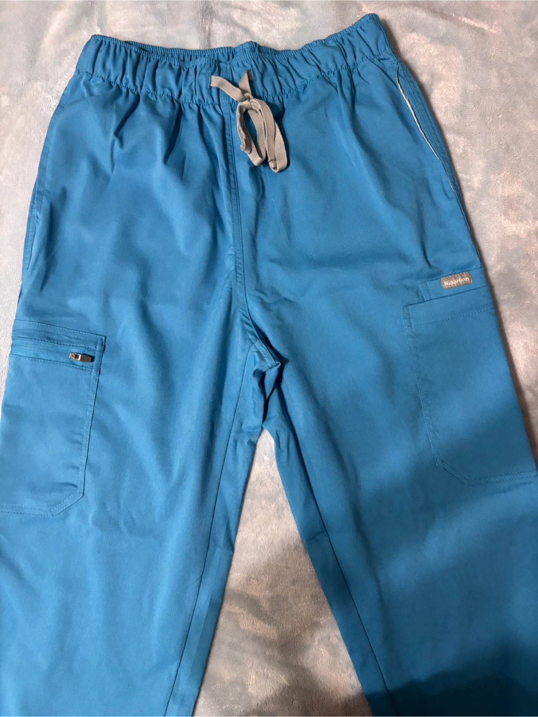 Scrubs Top and Pants Set - photo 3