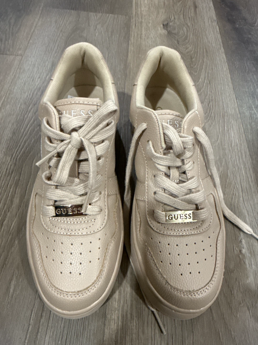 Guess Women's Sneakers Size 8.5 - photo 2