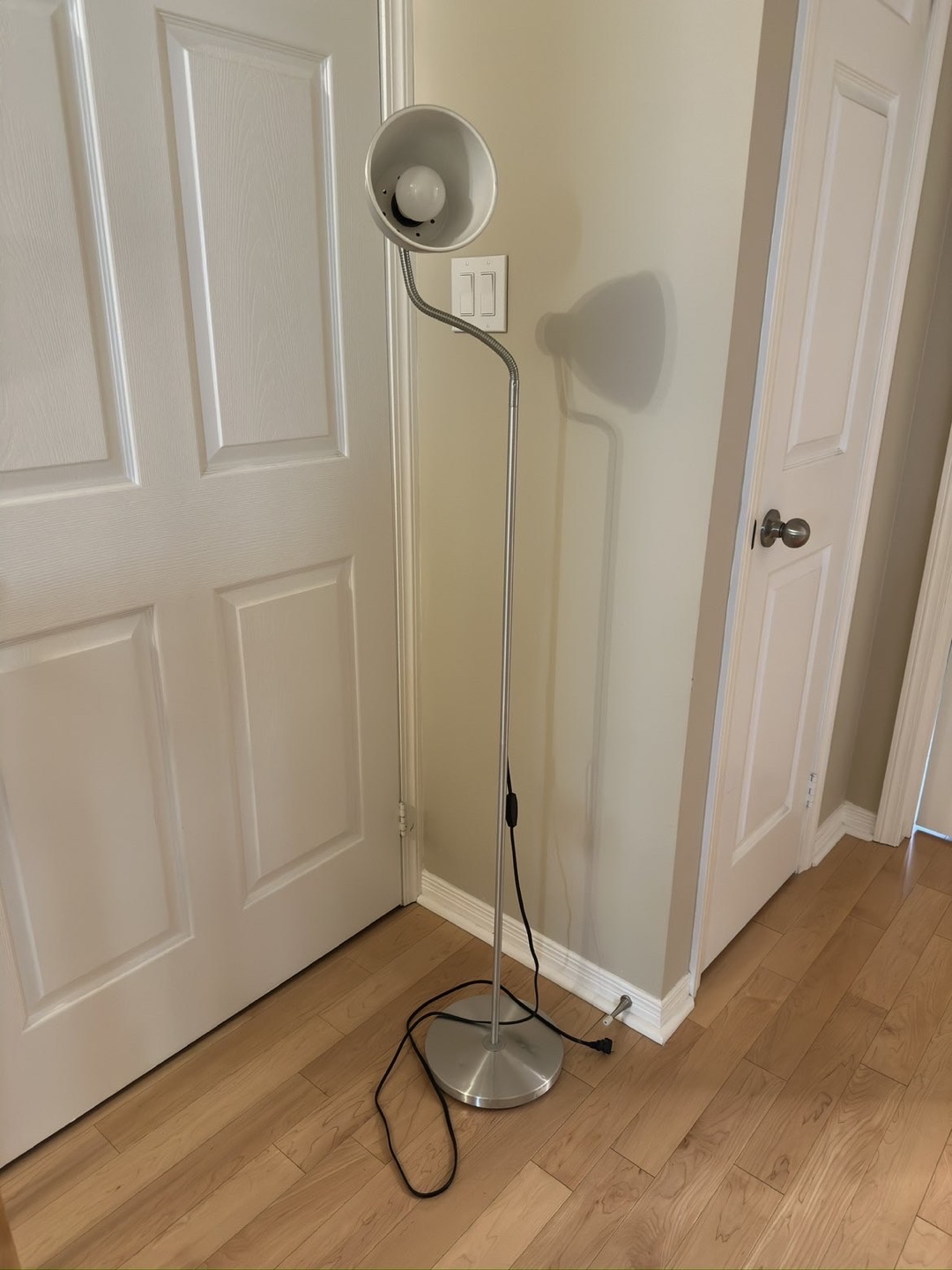 Adjustable Floor Lamp - photo 2