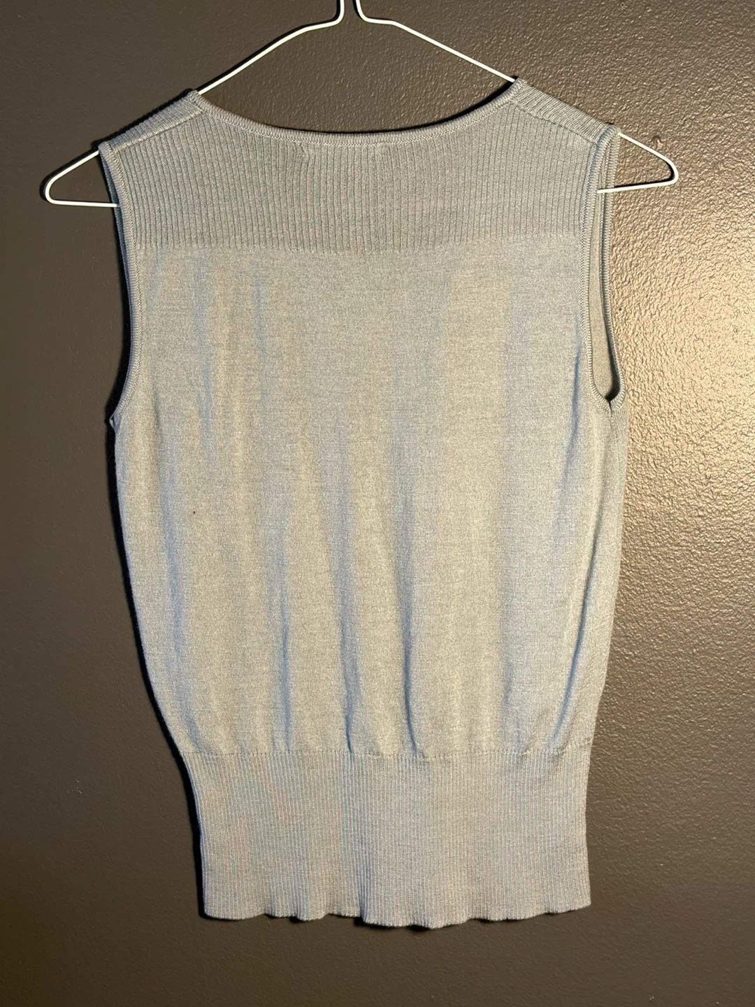 VOGUE Sleeveless V-Neck Sweater Vest - photo 2