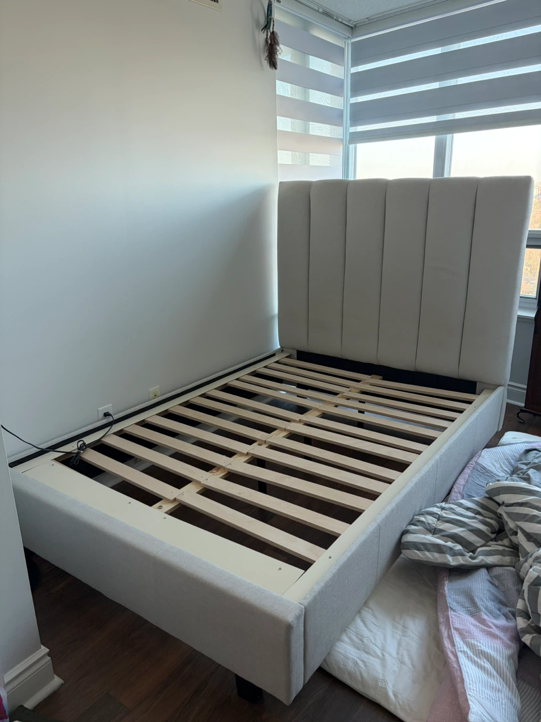Moving Sale - Double/Full Bed Frame from Stoney Creek - photo 5