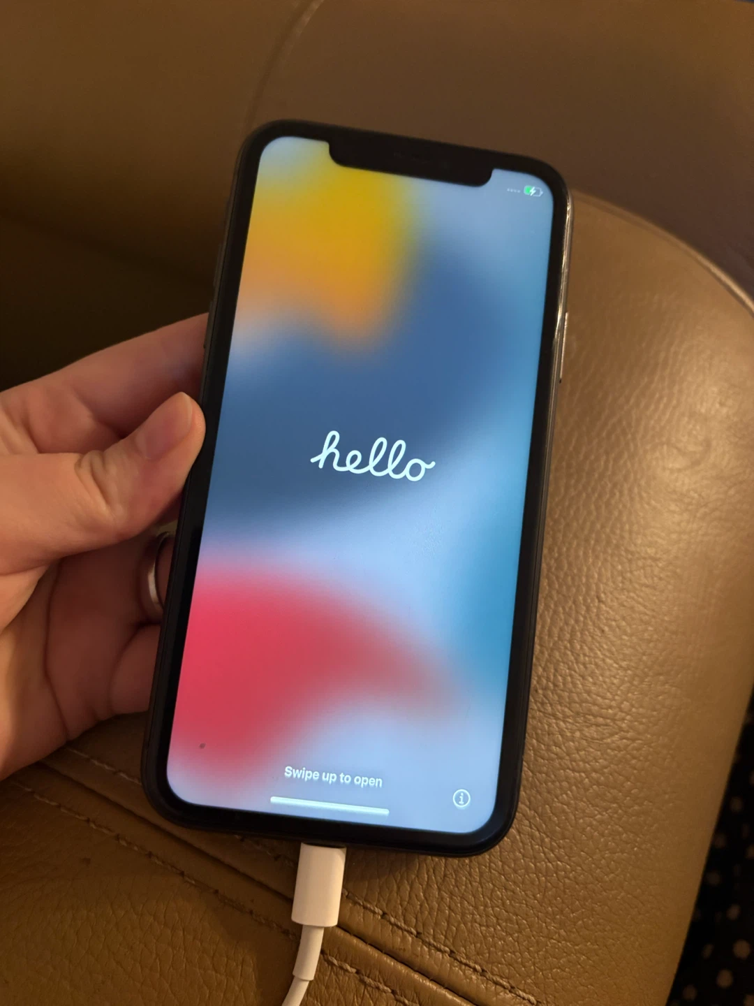 Apple iPhone 11 - Black (No Cracks)