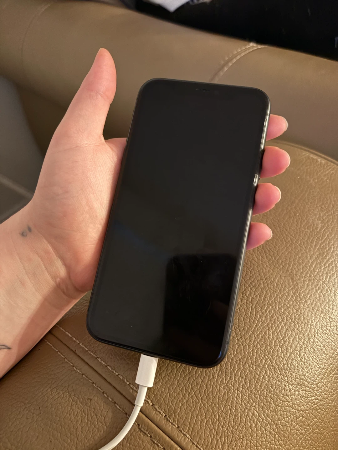 Apple iPhone 11 - Black (No Cracks) - photo 3