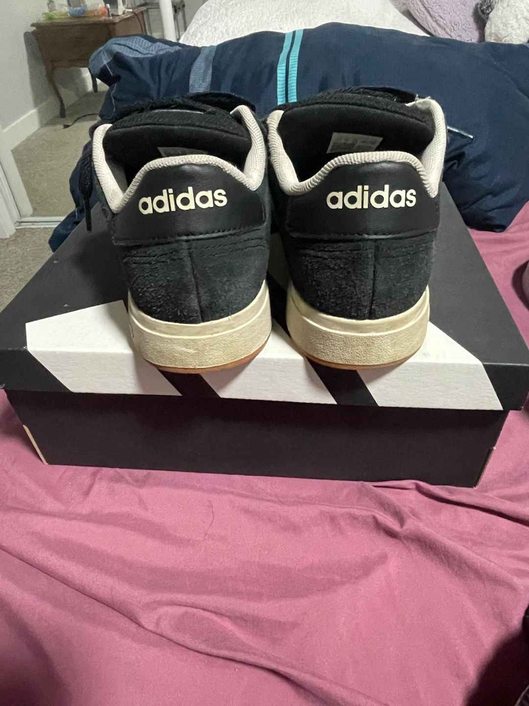 Adidas Grand Court 00s Youth Size 5 – Good Condition - photo 3