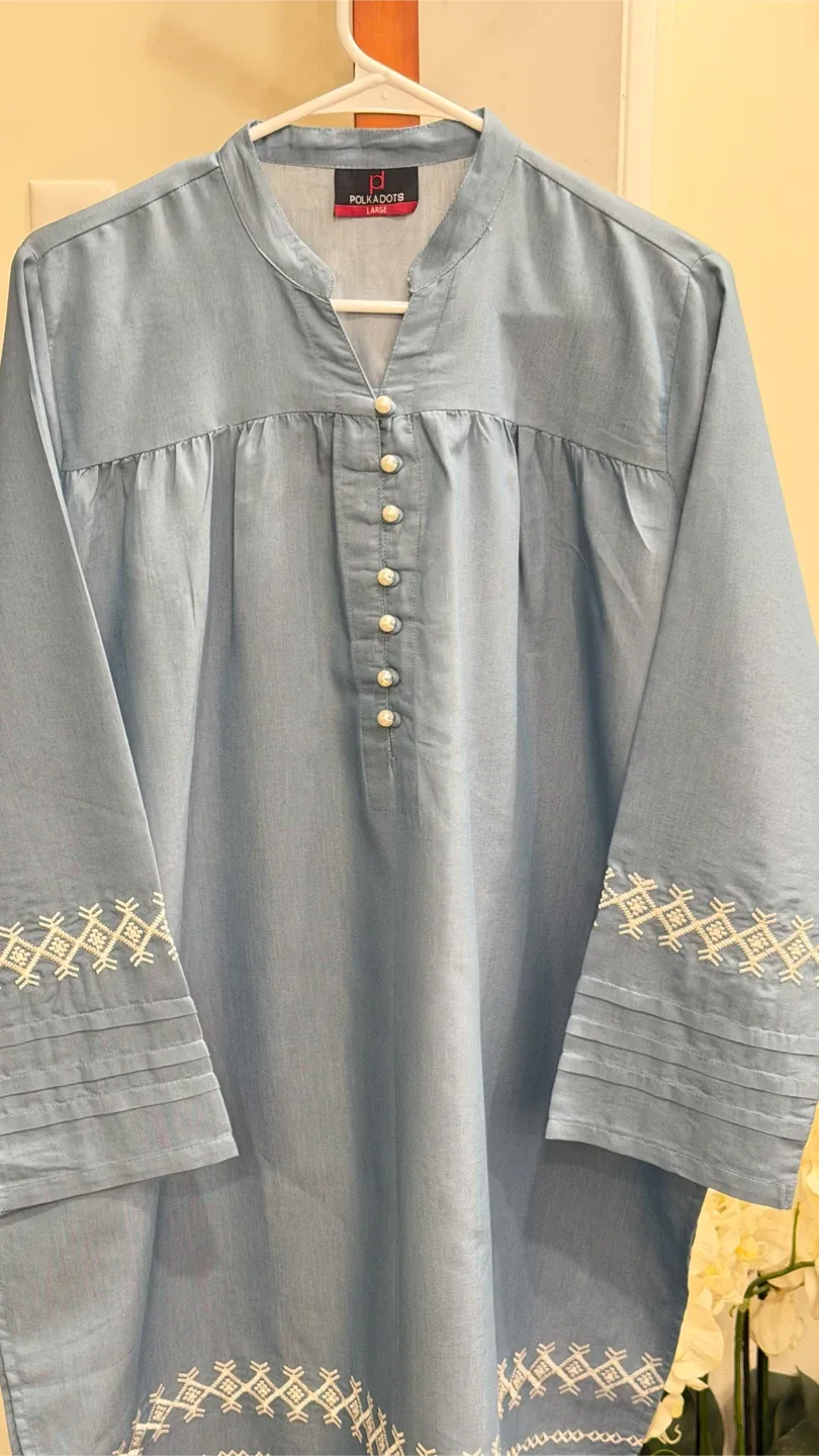 Sky blue denim embroidered two piece suit - photo 4