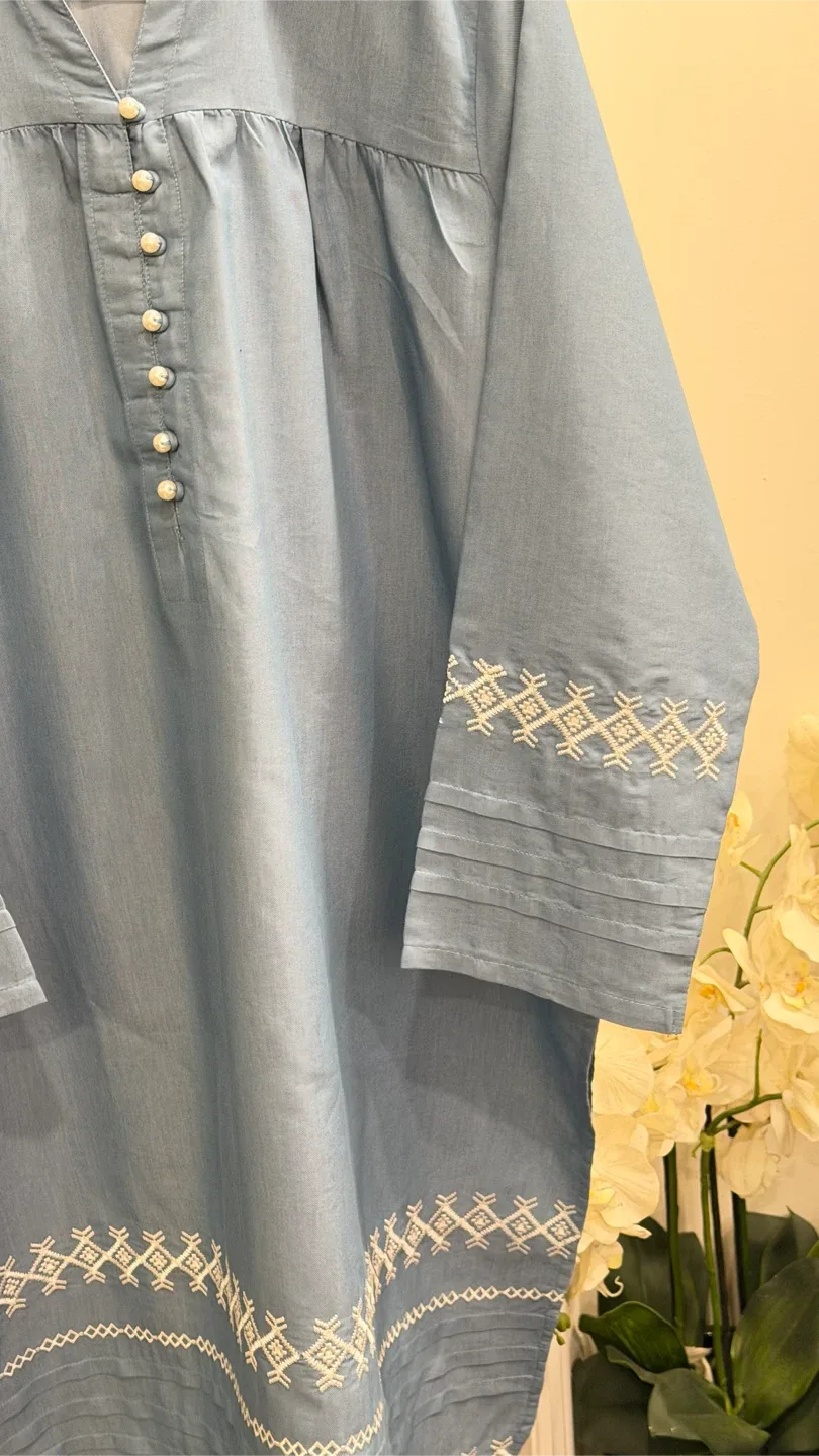 Sky blue denim embroidered two piece suit - photo 5