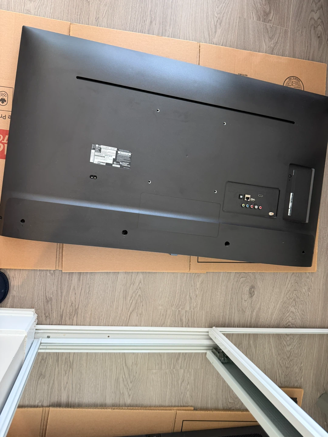 LG 4K UHD Smart TV (Model 43UK63) - Perfect for Condo/Dorm! - photo 3