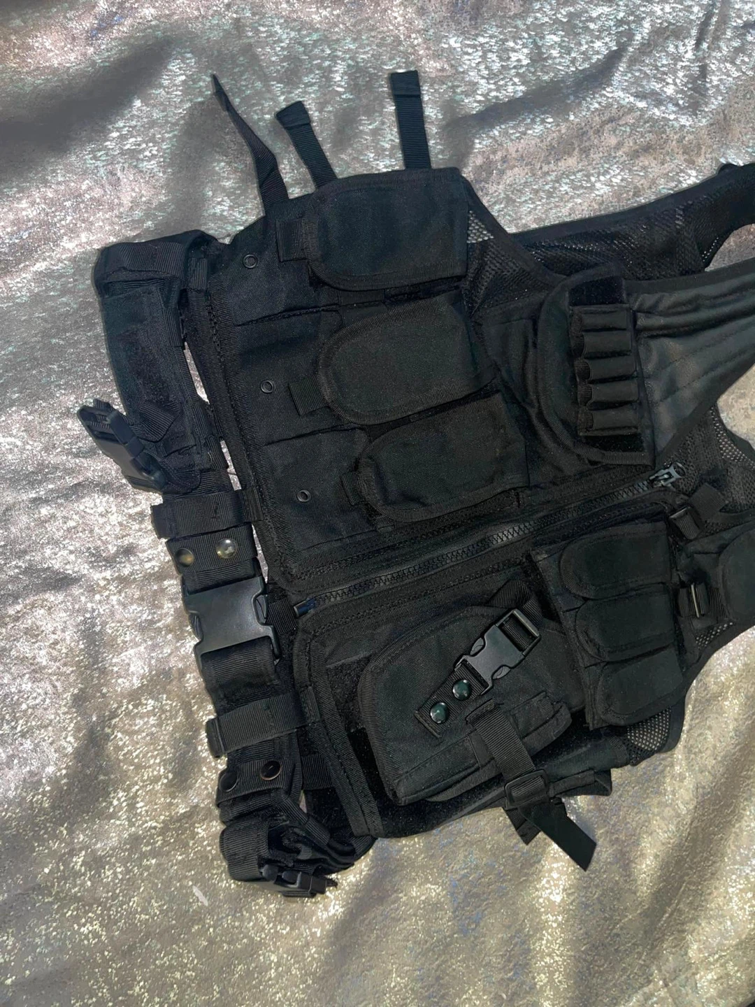 Black Tactical Vest with Multiple Pouches - photo 2