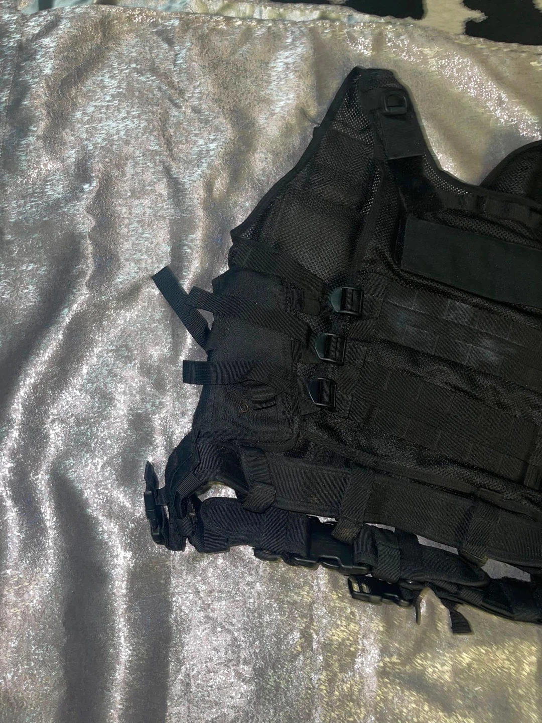 Black Tactical Vest with Multiple Pouches - photo 4