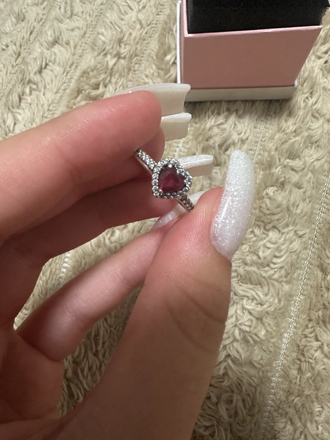 Elevated Red Heart Ring | Pandora - photo 3