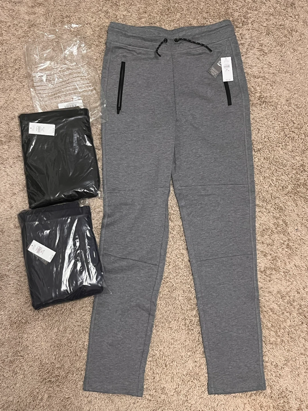 Gap Kids Boys Jogger Pants, size 14-16 (set of 3) - photo 3