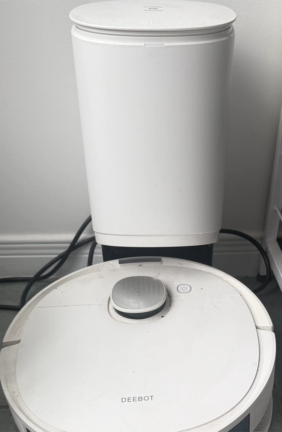 Ecovacs 10 Deebot robot