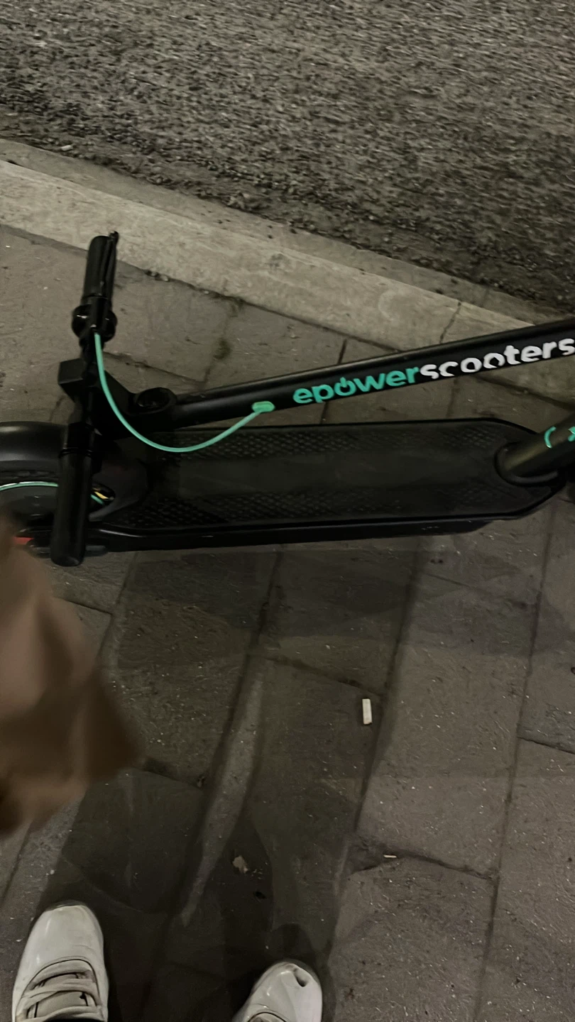 E-scooter - photo 3