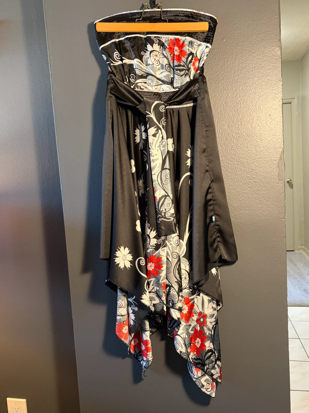 KATIE Women's Black Strapless Dress with Floral Print