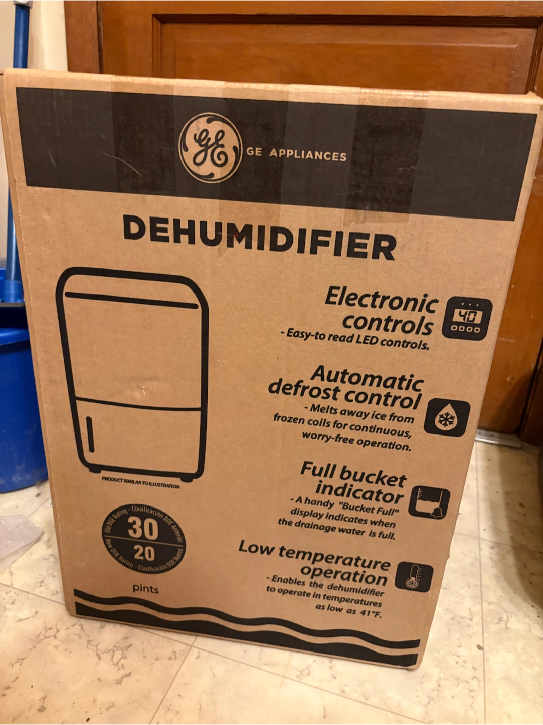 GE Appliances Dehumidifier - 30 Pint