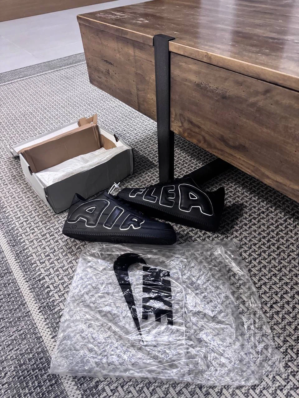 Nike Air Force 1 '07 'FLEA' Sneakers