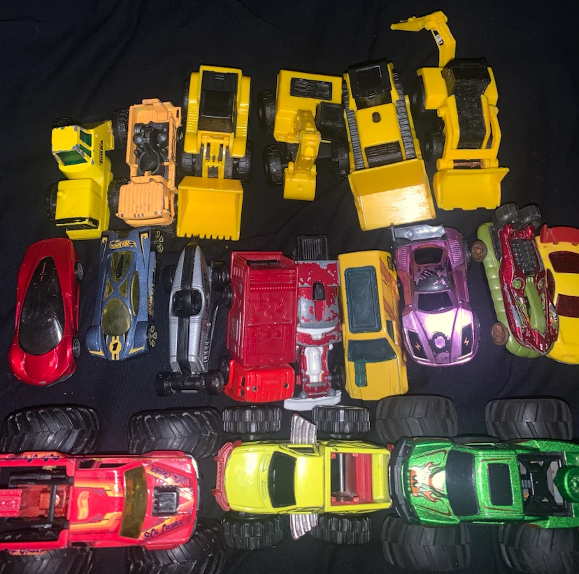 Lot of toy cars - photo 2