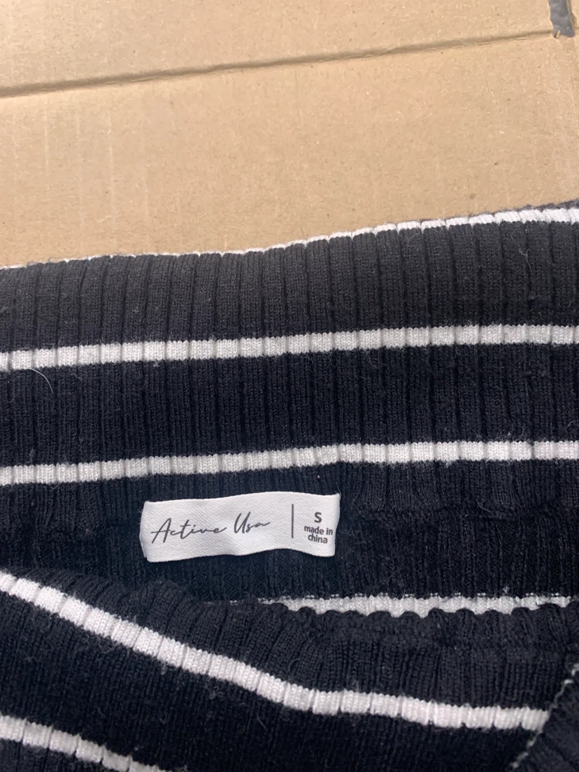 Black and White Striped Off-the-Shoulder Sweater - photo 2