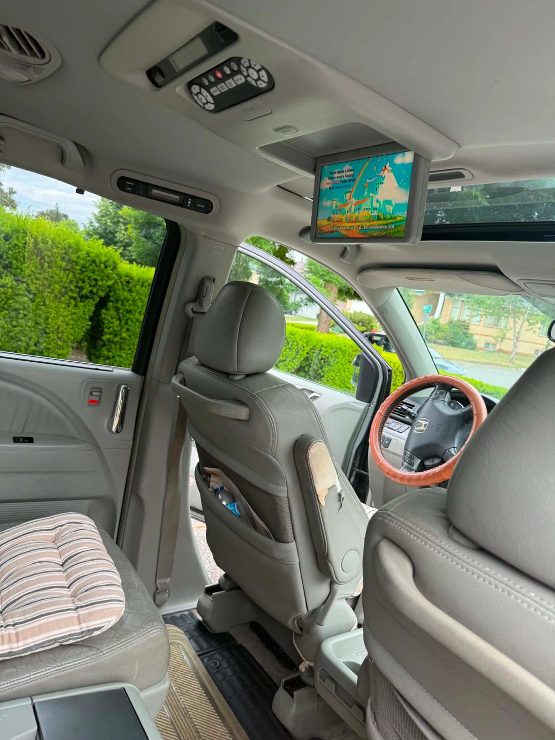 Honda Odyssey Touring Minivan 2010 - photo 5
