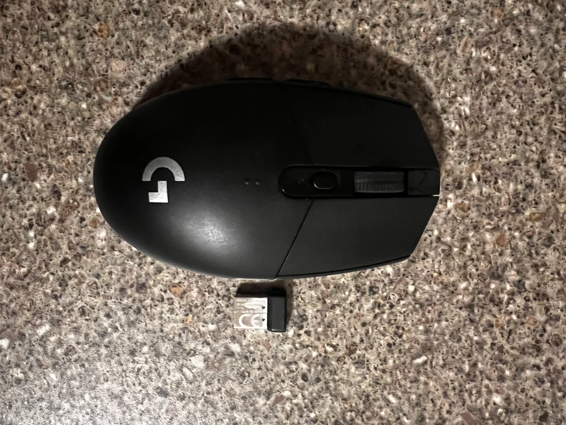Logitech G305 Lightspeed Wireless Gaming Mouse - Black - photo 3