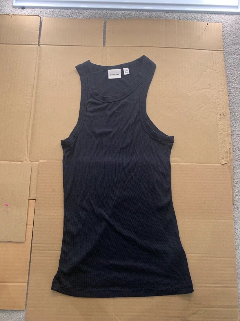 black tank top