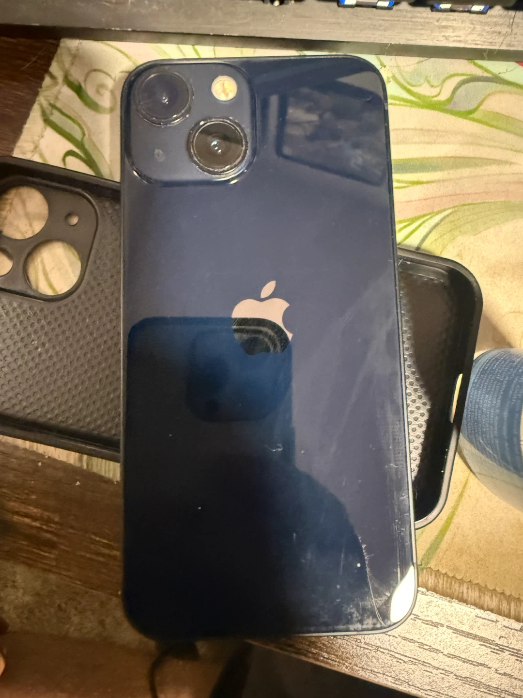iPhone 13 mini - photo 2